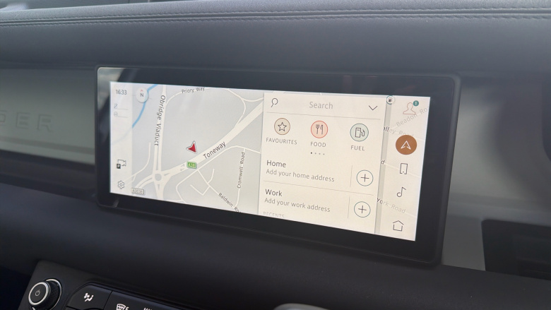 Land Rover Defender 3.0 D250 X-Dynamic SE 110 5dr Auto Diesel Estate